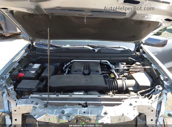 1GCPTCEK2P1133543 2023 CHEVROLET COLORADO Silver Вид ззаду