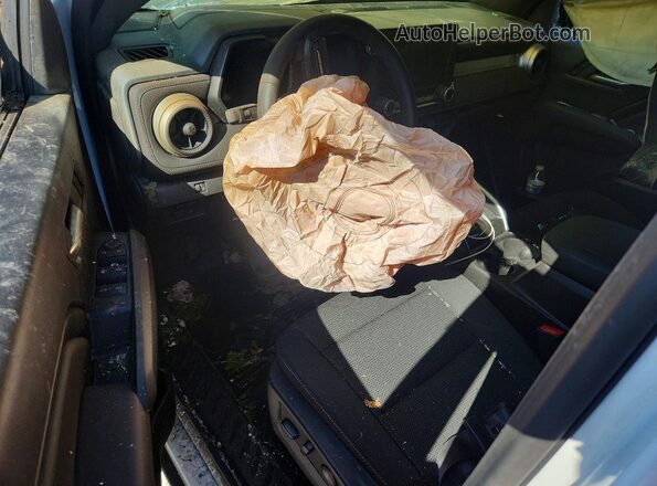 1GCPTCEK5T1152680 2026 CHEVROLET COLORADO White Вид панелі приладів