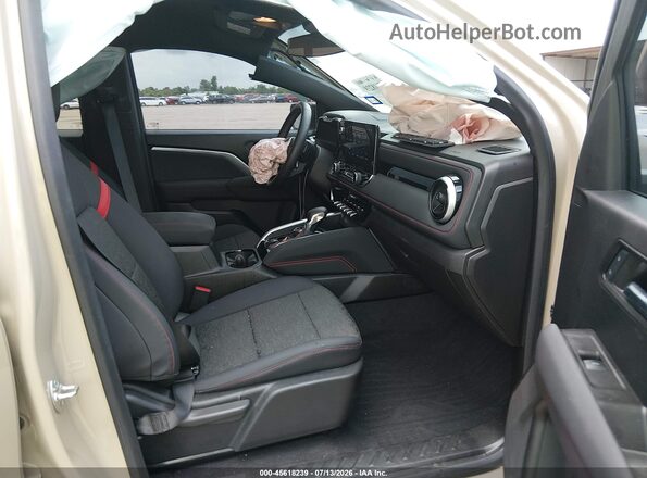 1GCPTDEK7R1207368 2024 CHEVROLET COLORADO Beige წინა სალონის ხედი
