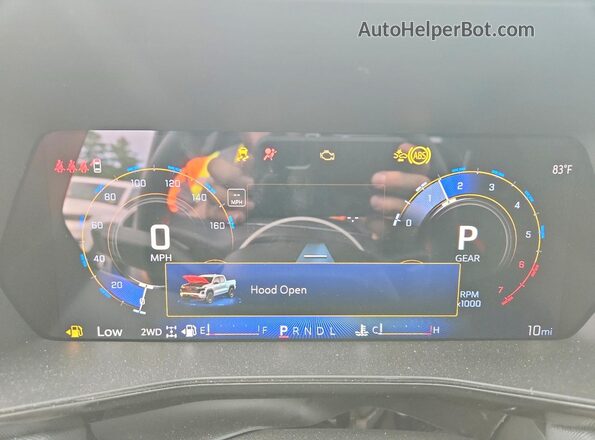 1GCPTDEKXS1245702 2025 CHEVROLET COLORADO Silver Вид щитка приладів