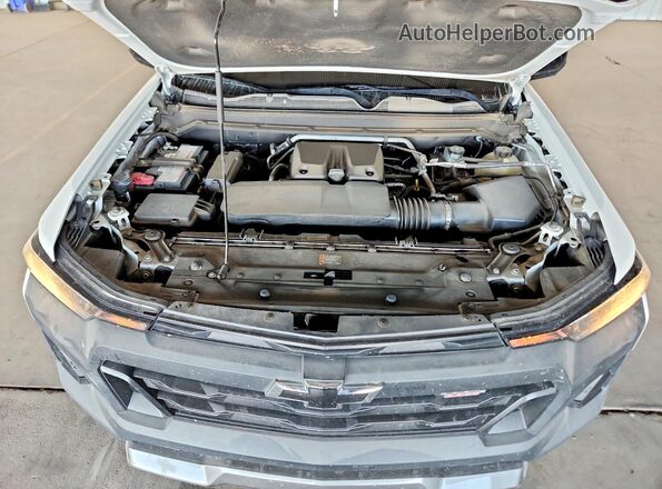 1GCPTEEK0P1209854 2023 CHEVROLET COLORADO White Սալոնի հետևի տեսք
