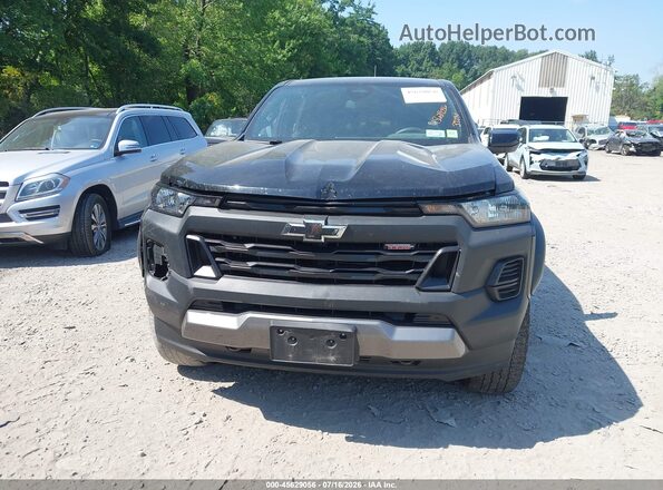 1GCPTEEK3R1295650 2024 CHEVROLET COLORADO Black Widok zestawu wskaźników