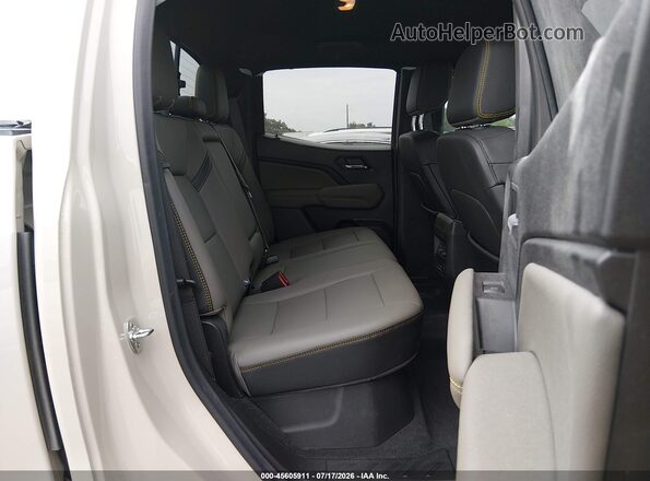 1GCPTFEK2T1147518 2026 CHEVROLET COLORADO Tan Vista de la etiqueta del VIN