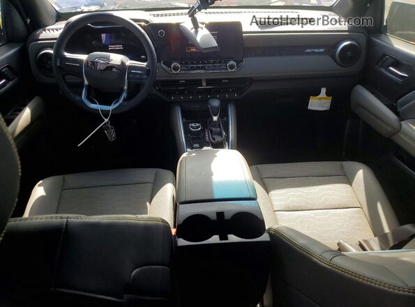 1GCPTFEKXS1203008 2025 CHEVROLET COLORADO Blue Dashboard view
