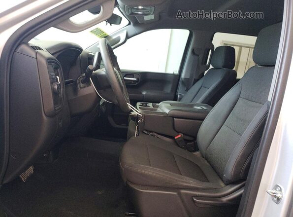 1GCPWBEH5LZ273345 2020 CHEVROLET SILVERADO Серебряный Вид салона спереди