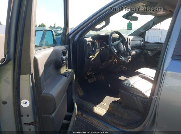 1GCPYBEH7KZ362441 2019 CHEVROLET SILVERADO Silver Вид салону спереду