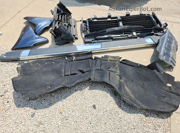 1GCPYBEK0MZ302435 2021 CHEVROLET SILVERADO Gray Widok komory silnika