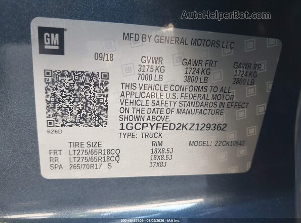 1GCPYFED2KZ129362 2019 CHEVROLET SILVERADO Blue Vista del compartimento del motor