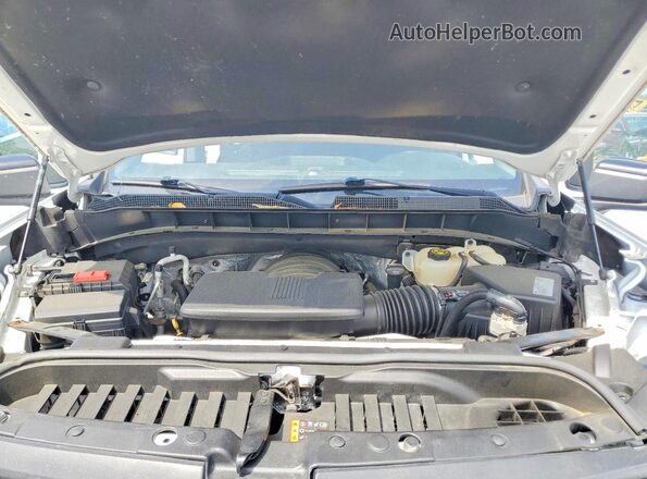 1GCPYFEDXKZ377682 2019 CHEVROLET SILVERADO White Widok wnętrza z tyłu