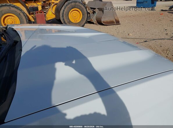 1GCRCNECXHZ158769 2017 CHEVROLET SILVERADO White Widok wnętrza z tyłu