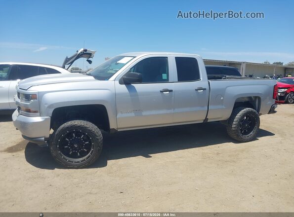 1GCRCPEH1JZ238779 2018 CHEVROLET SILVERADO Silver Vista interior de 360 grados