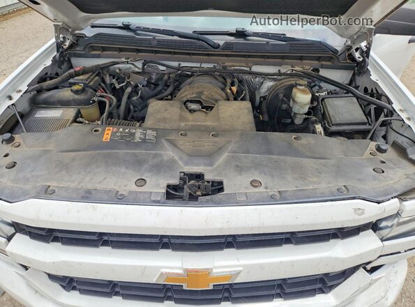 1GCRCPEH8JZ230596 2018 CHEVROLET SILVERADO White Rear interior view