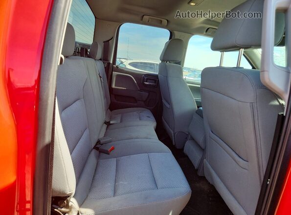 1GCRCPEH9JZ211409 2018 CHEVROLET SILVERADO Красный Вид задних сидений
