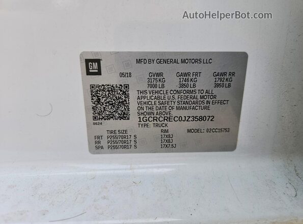 1GCRCREC0JZ358072 2018 CHEVROLET SILVERADO White Engine compartment view