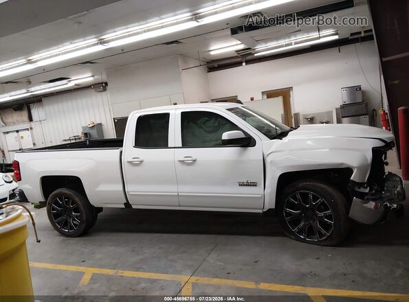 1GCRCREC8HZ187260 2017 CHEVROLET SILVERADO White Вид задньої частини салону