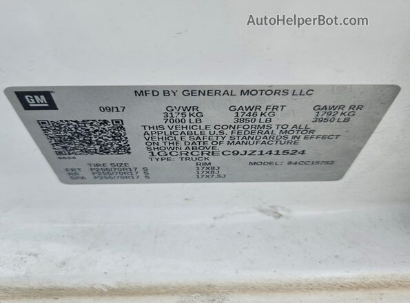 1GCRCREC9JZ141524 2018 CHEVROLET SILVERADO White Widok komory silnika