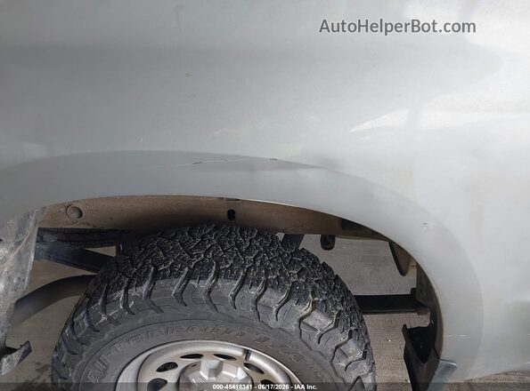 1GCRDAED3PZ209980 2023 CHEVROLET SILVERADO Gray Vista de los asientos traseros