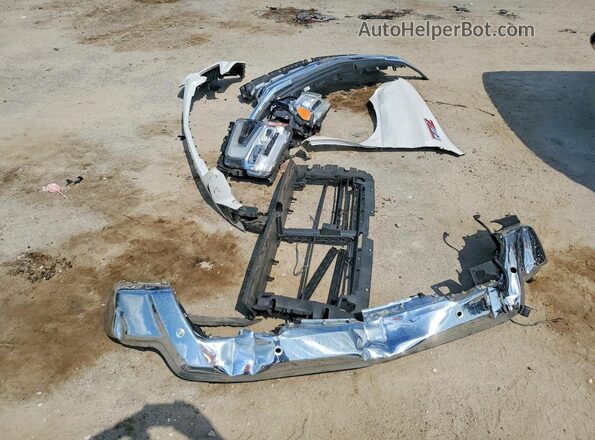 1GCUDGED6RZ144414 2024 CHEVROLET SILVERADO White Շարժիչի բաժամունքի տեսք