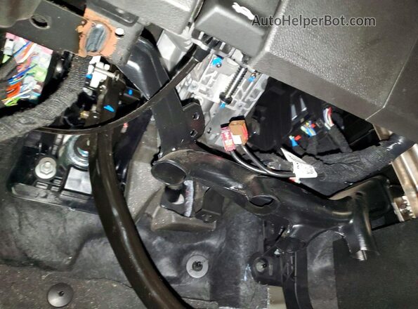 1GCUDJEL6RZ293703 2024 CHEVROLET SILVERADO Black Շարժիչի բաժամունքի տեսք