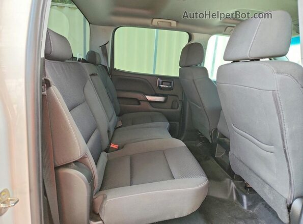 1GCUKREC3JF245778 2018 CHEVROLET SILVERADO White Հետևի նստատեղերի տեսք