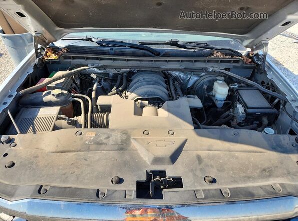 1GCUKREC9GF197258 2016 CHEVROLET SILVERADO Silver Rear interior view