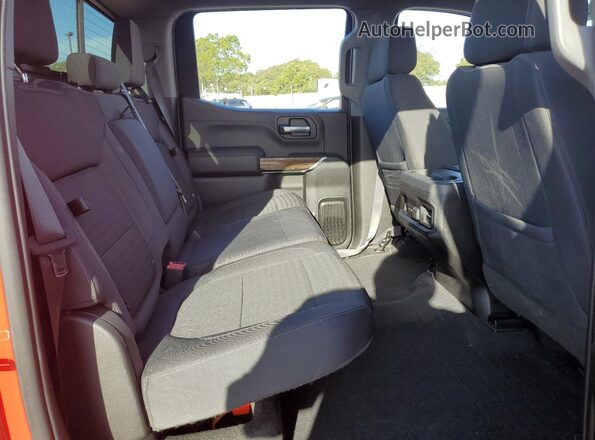 1GCUYEED9KZ118811 2019 CHEVROLET SILVERADO Red Widok tylnych siedzeń
