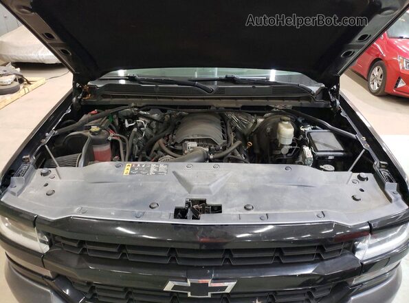 1GCVKNECXHZ158630 2017 CHEVROLET SILVERADO Black Widok wnętrza z tyłu