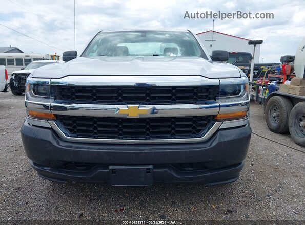 1GCVKNEH2HZ308497 2017 CHEVROLET SILVERADO Silver Вид щитка приладів