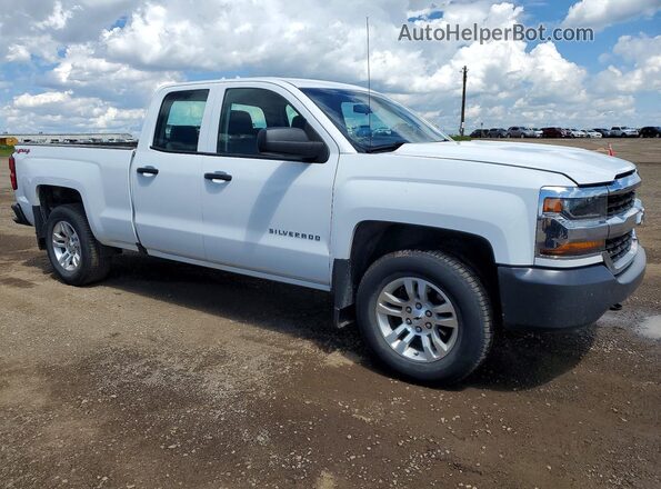 1GCVKNEH3HZ249931 2017 CHEVROLET SILVERADO Белый Передняя правая четверть