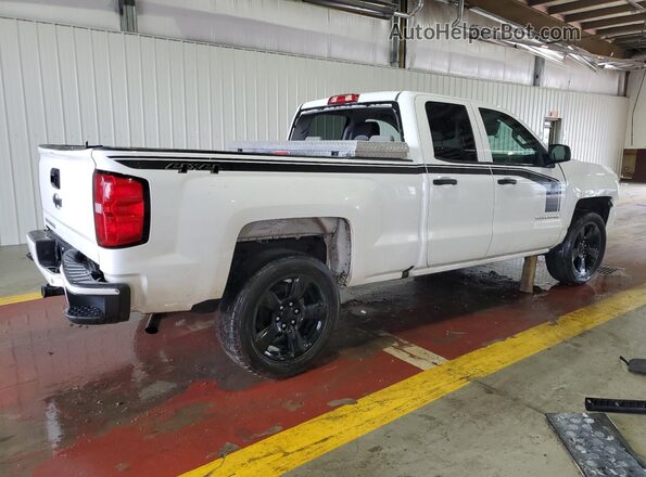 1GCVKPEC0JZ132703 2018 CHEVROLET SILVERADO White Przód prawy
