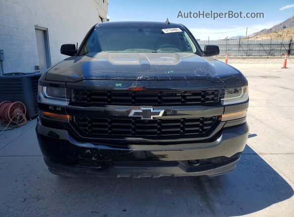 1GCVKPEC1JZ377400 2018 CHEVROLET SILVERADO Черный Вид спереди