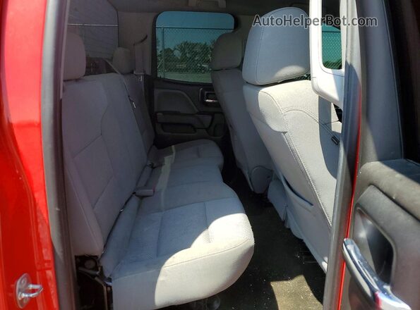 1GCVKPECXGZ379722 2016 CHEVROLET SILVERADO Red Rear seats view