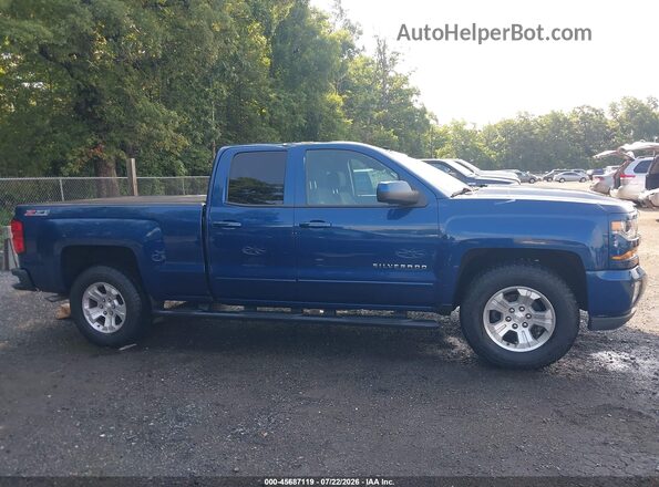 1GCVKREC0HZ172656 2017 CHEVROLET SILVERADO Blue Rear interior view