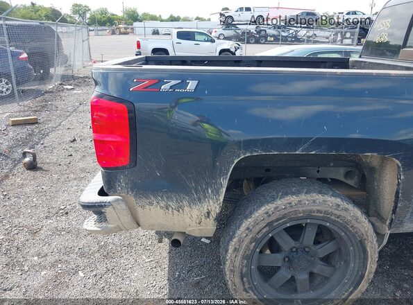 1GCVKREC0JZ145883 2018 CHEVROLET SILVERADO Gray 