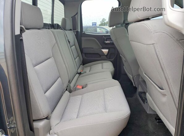 1GCVKREC2JZ145903 2018 CHEVROLET SILVERADO Charcoal Widok tylnych siedzeń