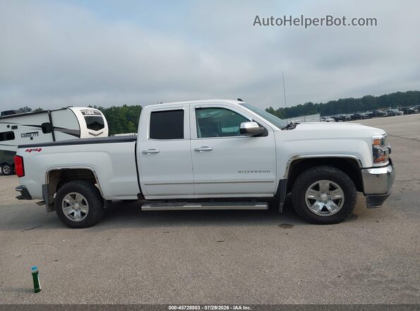 1GCVKREC3JZ120489 2018 CHEVROLET SILVERADO White 360 interior view