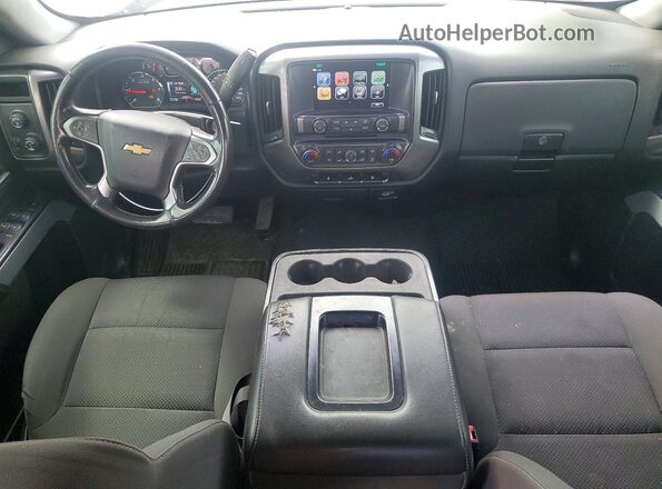 1GCVKREC3JZ223458 2018 CHEVROLET SILVERADO Черный Вид панели приборов
