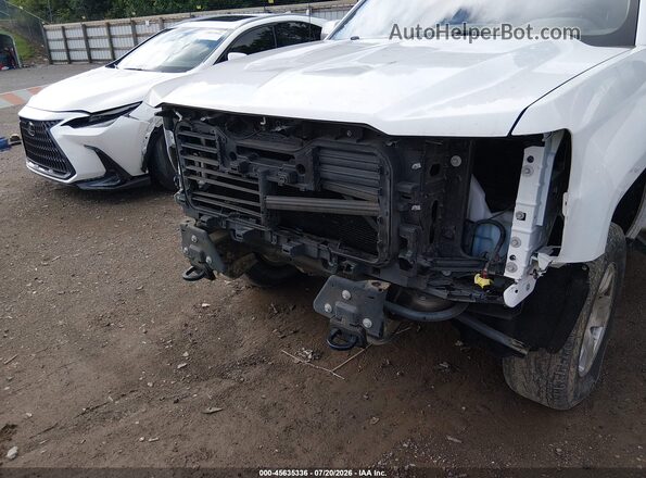1GCVKREC4JZ122316 2018 CHEVROLET SILVERADO White Вид спереду