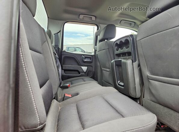 1GCVKREC4JZ292403 2018 CHEVROLET SILVERADO Red Vista de los asientos traseros