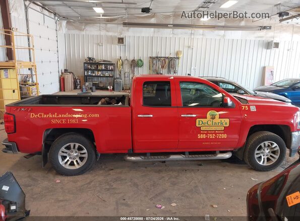 1GCVKREC4JZ303755 2018 CHEVROLET SILVERADO Red Вид задньої частини салону