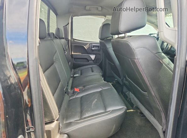 1GCVKREC5HZ393282 2017 CHEVROLET SILVERADO Black Vista de los asientos traseros