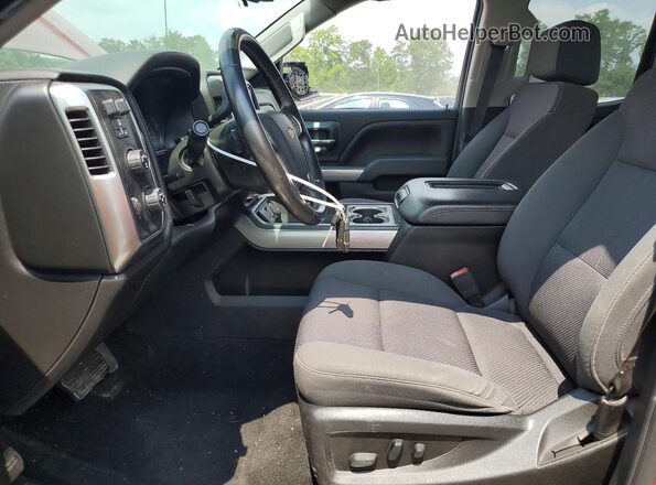 1GCVKREC5JZ380120 2018 CHEVROLET SILVERADO Red Вид салону спереду