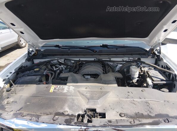 1GCVKREC6JZ213975 2018 CHEVROLET SILVERADO Белый Вид сзади