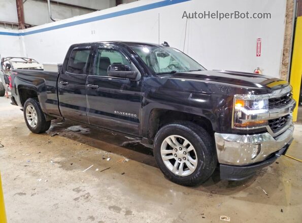 1GCVKREC7HZ105519 2017 CHEVROLET SILVERADO Black Przód prawy