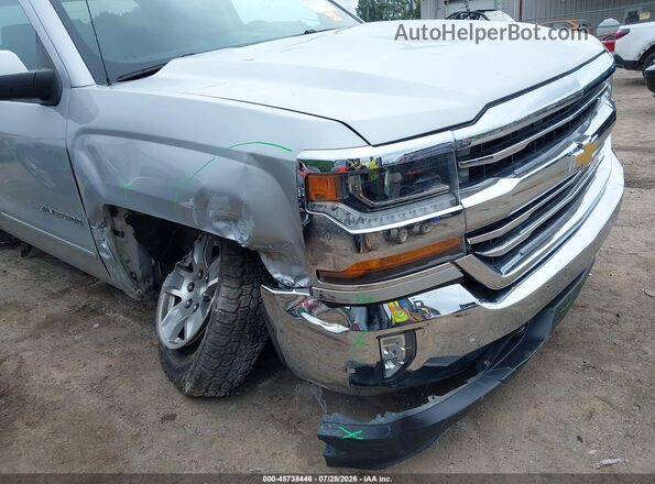 1GCVKREC7HZ129352 2017 CHEVROLET SILVERADO Silver Widok z przodu