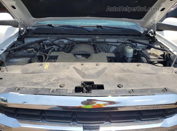 1GCVKREC7HZ179488 2017 CHEVROLET SILVERADO White Rear interior view