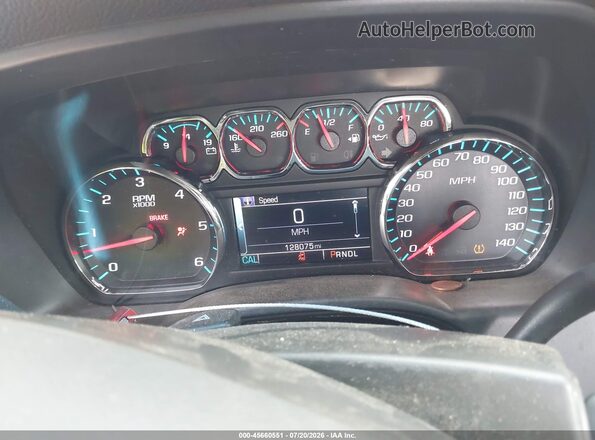 1GCVKREC8JZ166819 2018 CHEVROLET SILVERADO Серебряный Вид задних сидений