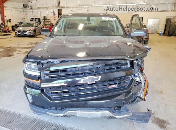 1GCVKREC8JZ198203 2018 CHEVROLET SILVERADO Black Widok wnętrza z tyłu