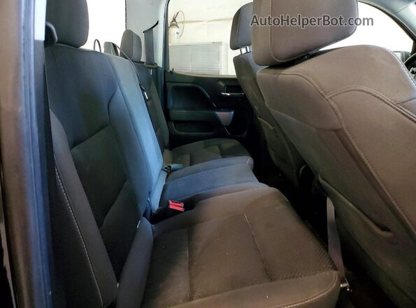 1GCVKREC8JZ198203 2018 CHEVROLET SILVERADO Black Widok tylnych siedzeń