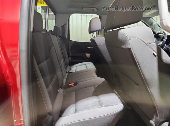 1GCVKREC9JZ235811 2018 CHEVROLET SILVERADO Красный Вид задних сидений